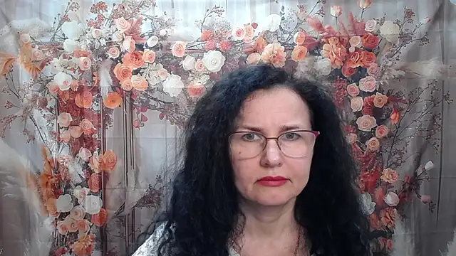 Miroslava Happi online show from April 2026 05:46:02 AM