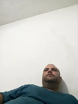 Felipe OwnZ online show from October 2025 02:47:02 AM