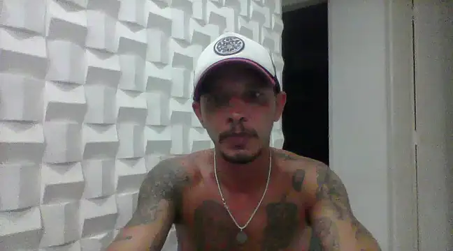 Snapshot of allisonbr chatting on March 2025 09:23:02 PM allisonbr online show from March 2025 09:23:02 PM
