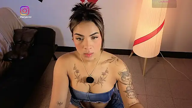 Maryybellax online show from February 2026 11:17:01 PM