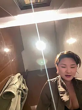 Mia-77 online show from March 2026 09:16:01 AM