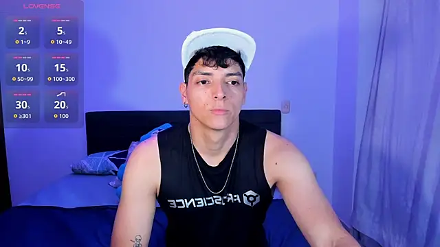  JacobMiller   online show from April 2026 10:07:02 PM