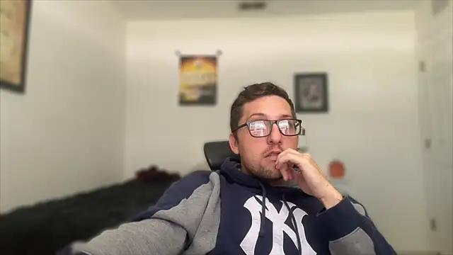 Milflover96 online show from October 2025 05:03:02 PM