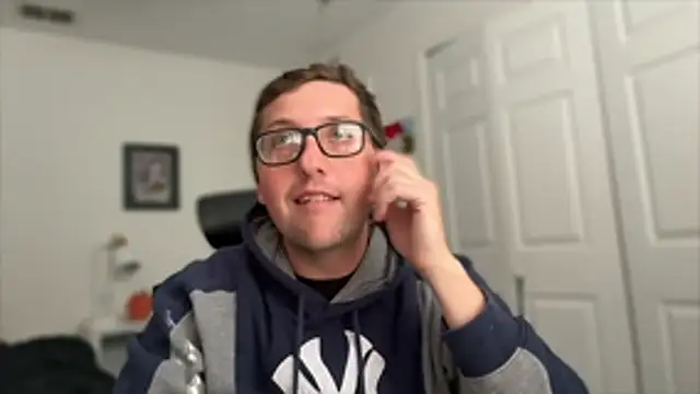 Snapshot of Milflover96 chatting on February 2026 10:06:01 PM Milflover96 online show from February 2026 10:06:01 PM