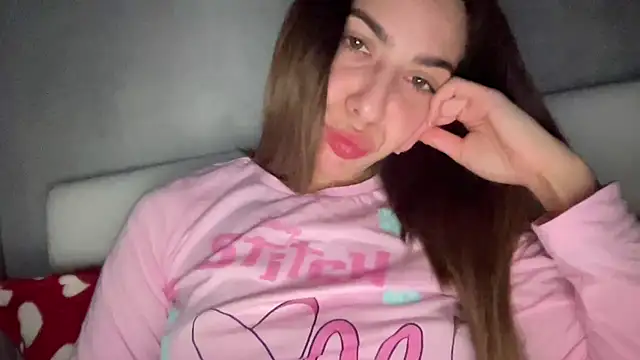 sarrah rossy online show from January 2026 10:02:02 PM