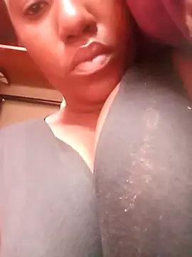Snapshot of Coco_Nile chatting on February 2025 05:19:02 AM Coco Nile online show from February 2025 05:19:02 AM