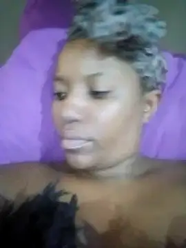 Snapshot of Coco_Nile chatting on February 2025 04:37:02 AM Coco Nile online show from February 2025 04:37:02 AM