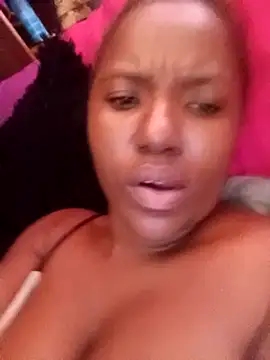 Snapshot of Coco_Nile chatting on February 2025 11:43:01 AM Coco Nile online show from February 2025 11:43:01 AM