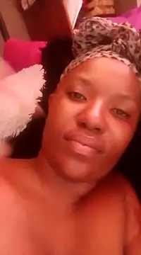 Snapshot of Coco_Nile chatting on March 2025 07:49:02 AM Coco Nile online show from March 2025 07:49:02 AM
