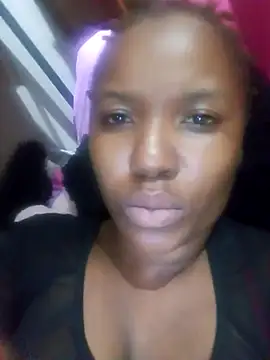 Snapshot of Coco_Nile chatting on March 2025 06:37:01 PM Coco Nile online show from March 2025 06:37:01 PM