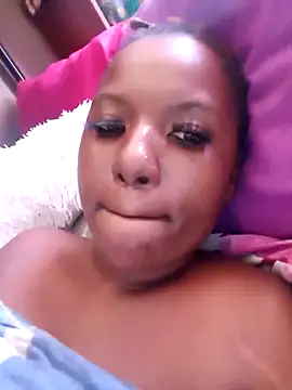Snapshot of Coco_Nile chatting on March 2025 09:10:01 AM Coco Nile online show from March 2025 09:10:01 AM