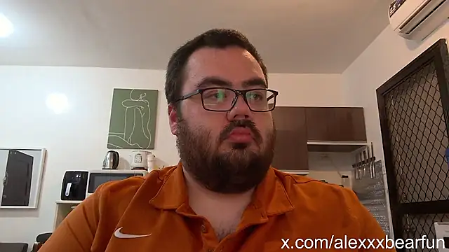 alexxxbear online show from February 2025 08:01:01 AM