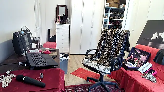 Snapshot of Chanel_Noire chatting on January 2026 02:10:01 PM Chanel Noire online show from January 2026 02:10:01 PM