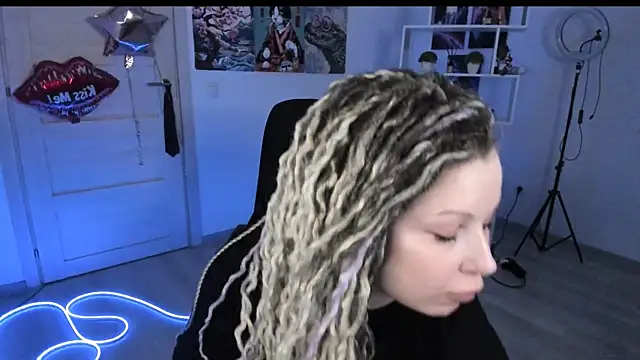 HoneySallyMoore online show from February 2026 01:58:01 PM