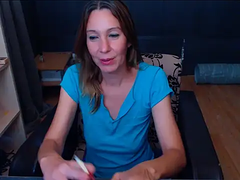 hannaha online show from July 2026 06:49:02 PM