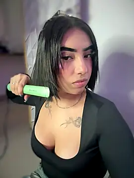 Scarlett-LS online show from November 2025 02:32:02 AM