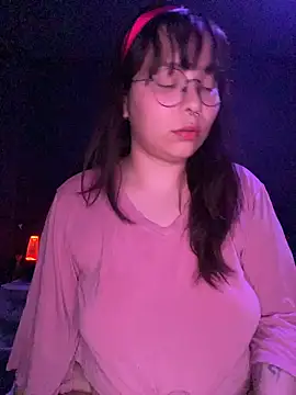 Solo yoss online show from April 2026 07:06:01 AM