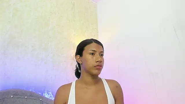 AntoniSantoss online show from April 2026 07:51:02 PM