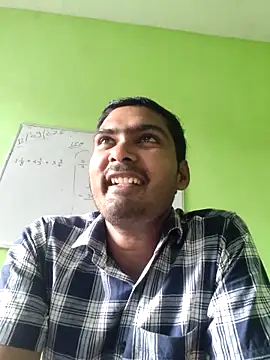 Snapshot of ccuteboyyyy chatting on September 2025 05:18:02 AM ccuteboyyyy online show from September 2025 05:18:02 AM