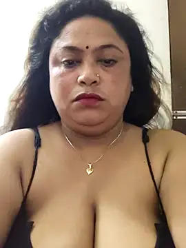 Snapshot of rani130 chatting on June 2026 01:56:01 AM rani130 online show from June 2026 01:56:01 AM