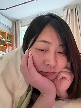 Snapshot of jinj-a chatting on March 2025 06:47:01 AM jinj-a online show from March 2025 06:47:01 AM