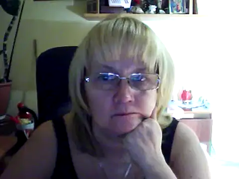 Snapshot of Violet5364 chatting on February 2025 06:08:02 PM Violet5364 online show from February 2025 06:08:02 PM