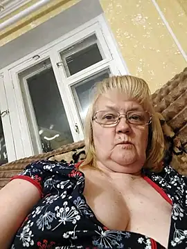 Violet5364 online show from April 2026 07:22:01 PM