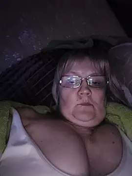 Violet5364 online show from April 2026 08:17:02 PM