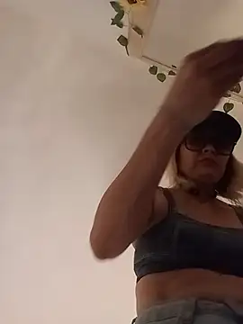 Snapshot of CandieGilson__ chatting on September 2025 11:15:02 AM CandieGilson online show from September 2025 11:15:02 AM