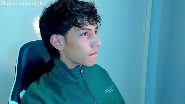 Snapshot of philipe_moonlight_ chatting on February 2025 08:25:02 AM philipe moonlight online show from February 2025 08:25:02 AM