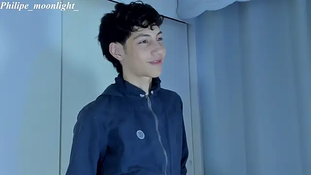 Snapshot of philipe_moonlight_ chatting on February 2025 11:26:01 PM philipe moonlight online show from February 2025 11:26:01 PM