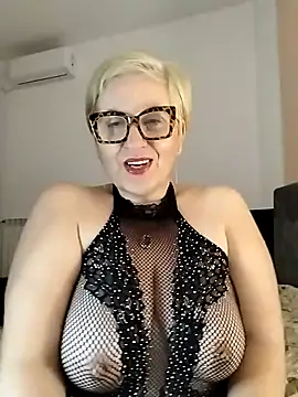 Pumabionda online show from November 2025 10:21:01 PM