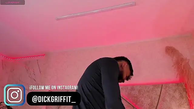 Snapshot of DickGriffith_ chatting on February 2025 12:04:02 PM DickGriffith online show from February 2025 12:04:02 PM