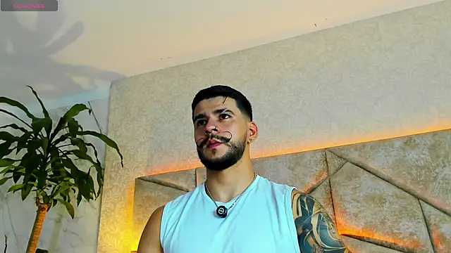 Snapshot of DickGriffith_ chatting on September 2025 12:37:01 PM DickGriffith online show from September 2025 12:37:01 PM