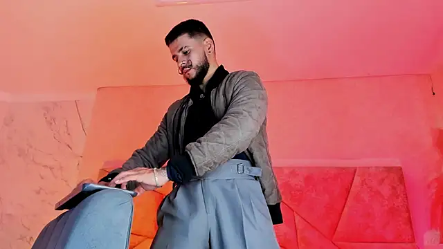 Snapshot of DickGriffith_ chatting on February 2026 11:40:02 AM DickGriffith online show from February 2026 11:40:02 AM