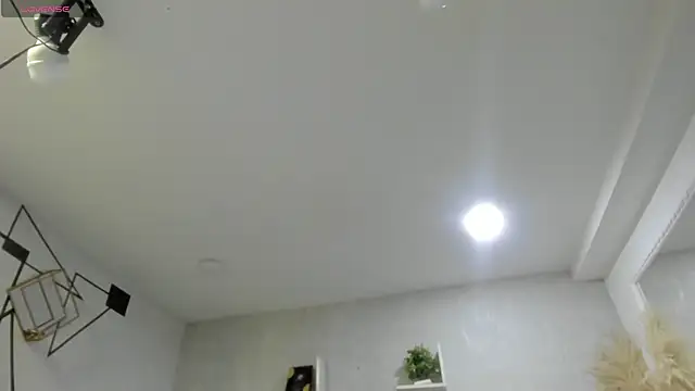 EmiliaRose  online show from April 2026 08:46:01 PM