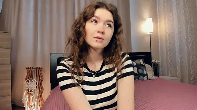 Snapshot of Velvetworld chatting on March 2025 06:30:01 AM Velvetworld online show from March 2025 06:30:01 AM