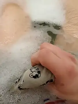 Snapshot of flo000031 chatting on January 2026 02:54:02 PM flo000031 online show from January 2026 02:54:02 PM