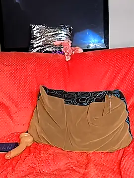 Snapshot of Tiff_Doll chatting on March 2025 09:45:02 PM Tiff Doll online show from March 2025 09:45:02 PM