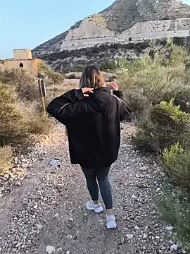 Snapshot of Mona_Plus chatting on October 2025 06:47:01 AM Mona Plus online show from October 2025 06:47:01 AM