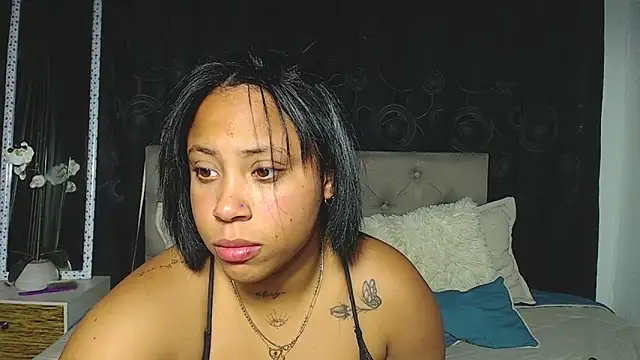 Snapshot of rebeka_kenye chatting on March 2025 05:22:02 PM rebeka kenye online show from March 2025 05:22:02 PM