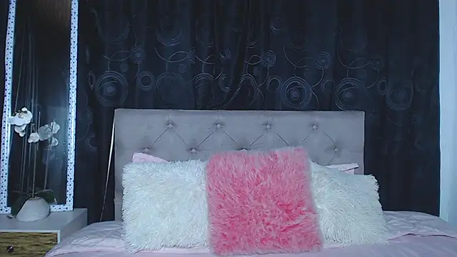 Snapshot of rebeka_kenye chatting on March 2025 03:39:01 PM rebeka kenye online show from March 2025 03:39:01 PM