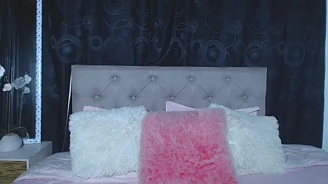 Snapshot of rebeka_kenye chatting on March 2025 06:45:02 PM rebeka kenye online show from March 2025 06:45:02 PM