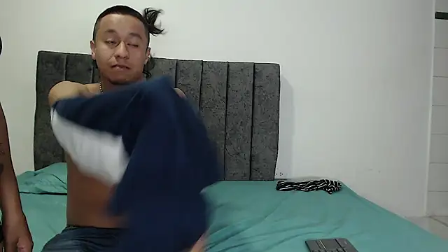 manuel rey online show from February 2025 12:58:02 AM