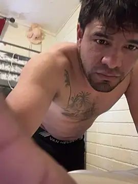 Snapshot of guajiro276565 chatting on March 2025 06:55:01 PM guajiro276565 online show from March 2025 06:55:01 PM