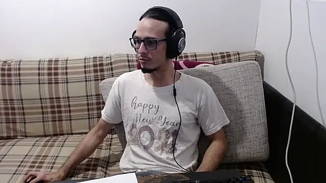 cholitohermoso online show from July 2026 02:09:01 PM