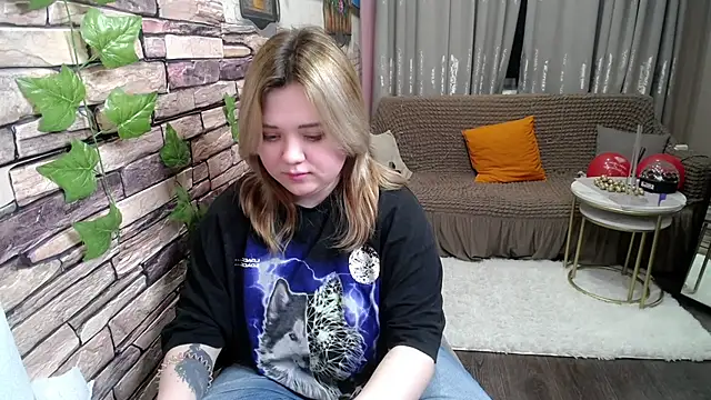 Snapshot of Finna_39 chatting on February 2025 07:56:01 PM Finna 39 online show from February 2025 07:56:01 PM