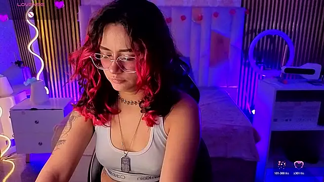 kristen tay online show from March 2026 03:28:02 AM