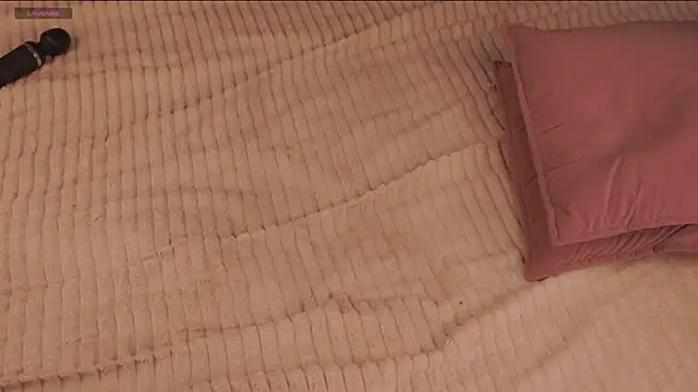 TaiteBayles online show from March 2026 08:19:01 AM