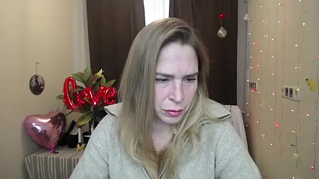 TessaDaybreak online show from February 2025 12:54:01 PM